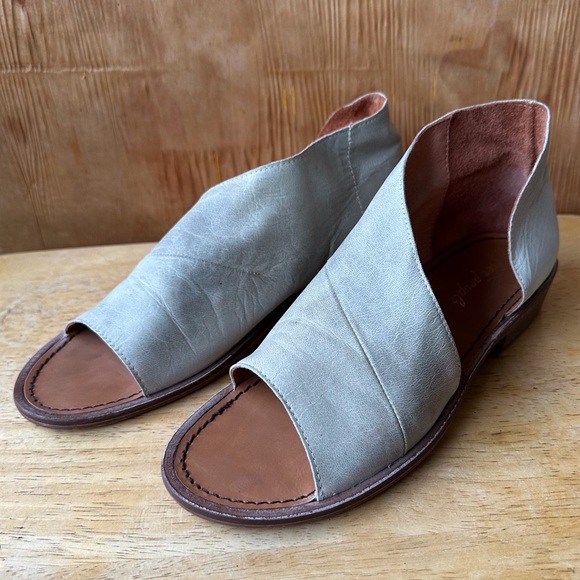 Free People Shoes - Free People Mont Blanc Asymmetrical Open Toe cut out Leather flat Sandal Gray